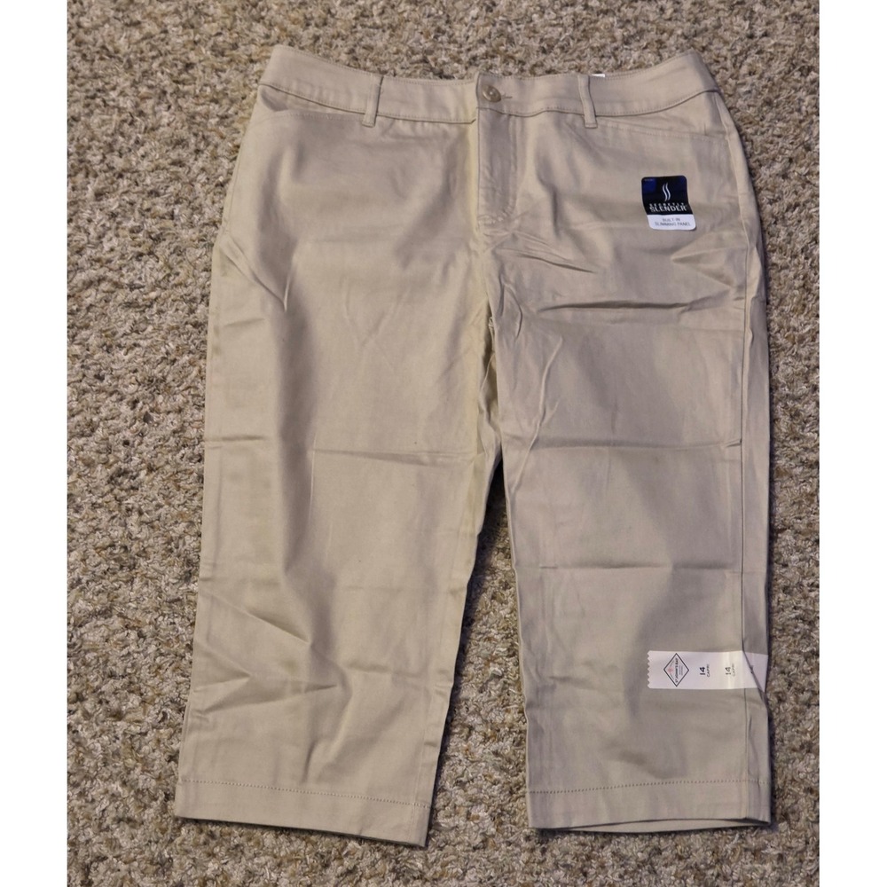 NWT St Johns Bay Mid-Rise Capri Pants Women's Size 14 Tan